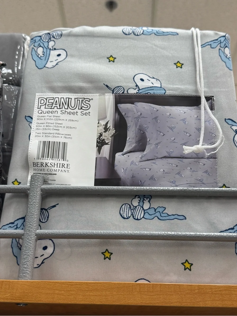 Peanuts Queen Sheet Set in Light Blue with Snoopy and Stars